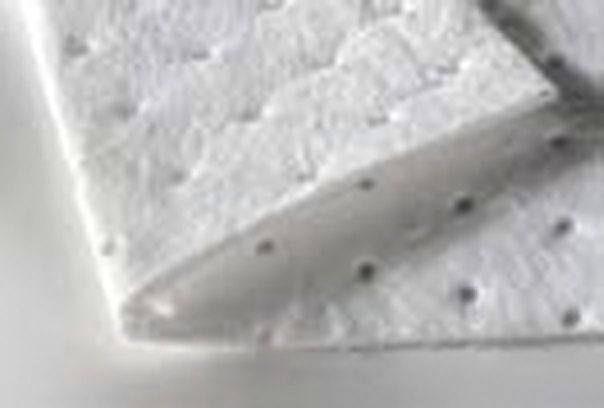 balts hidrofobs absorbējošs izturīgs perforēts paklājs